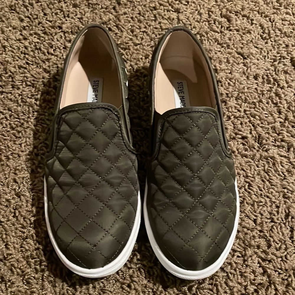 Women’s shoes